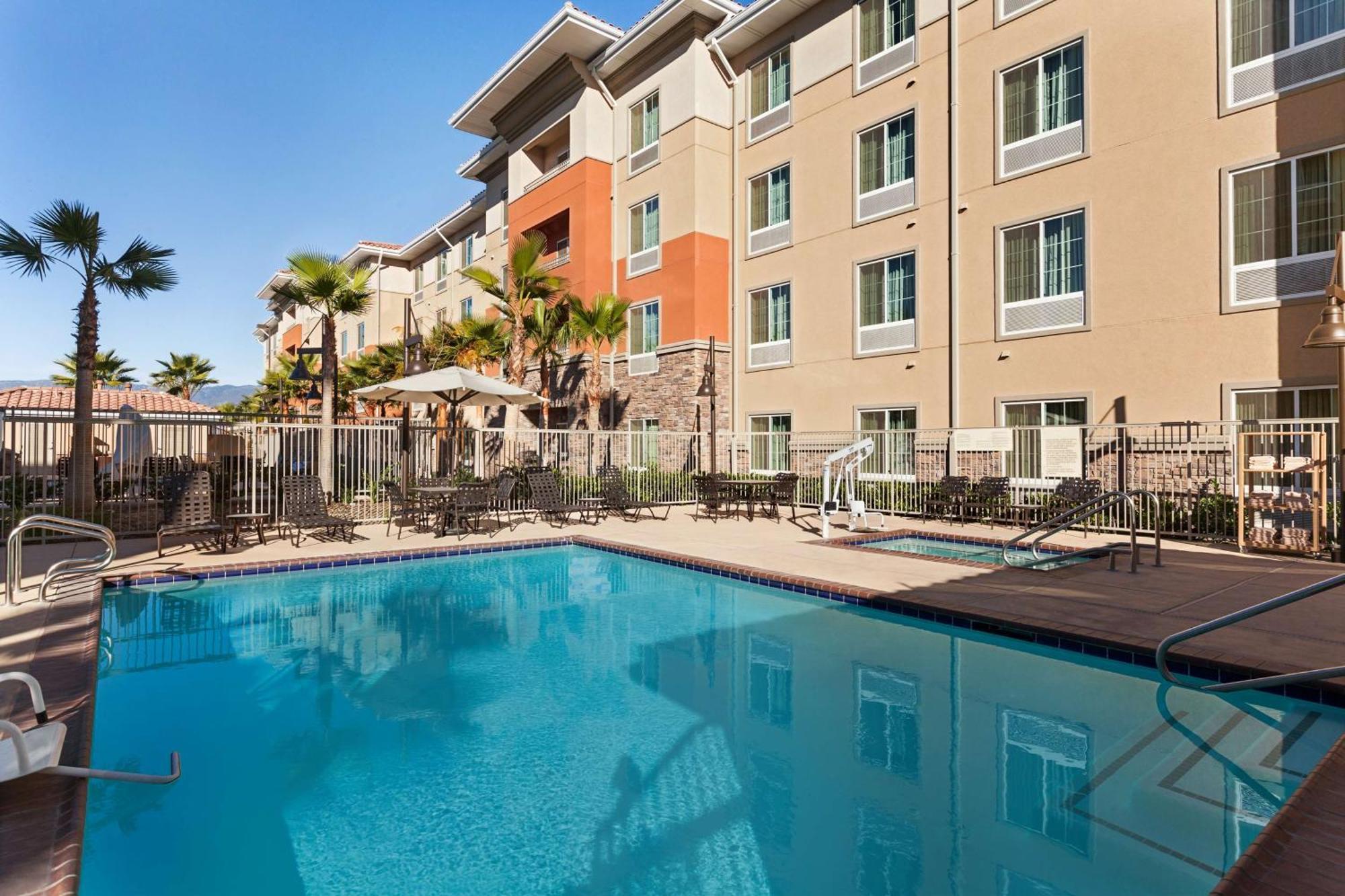 Hampton Inn&Suites San Bernardino Exterior foto